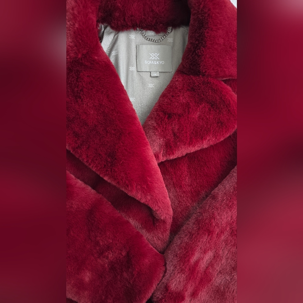 SOIA & KYO Renada Faux Fur Coat in Oxblood Size Small NEW NO TAG - Picture 13 of 14